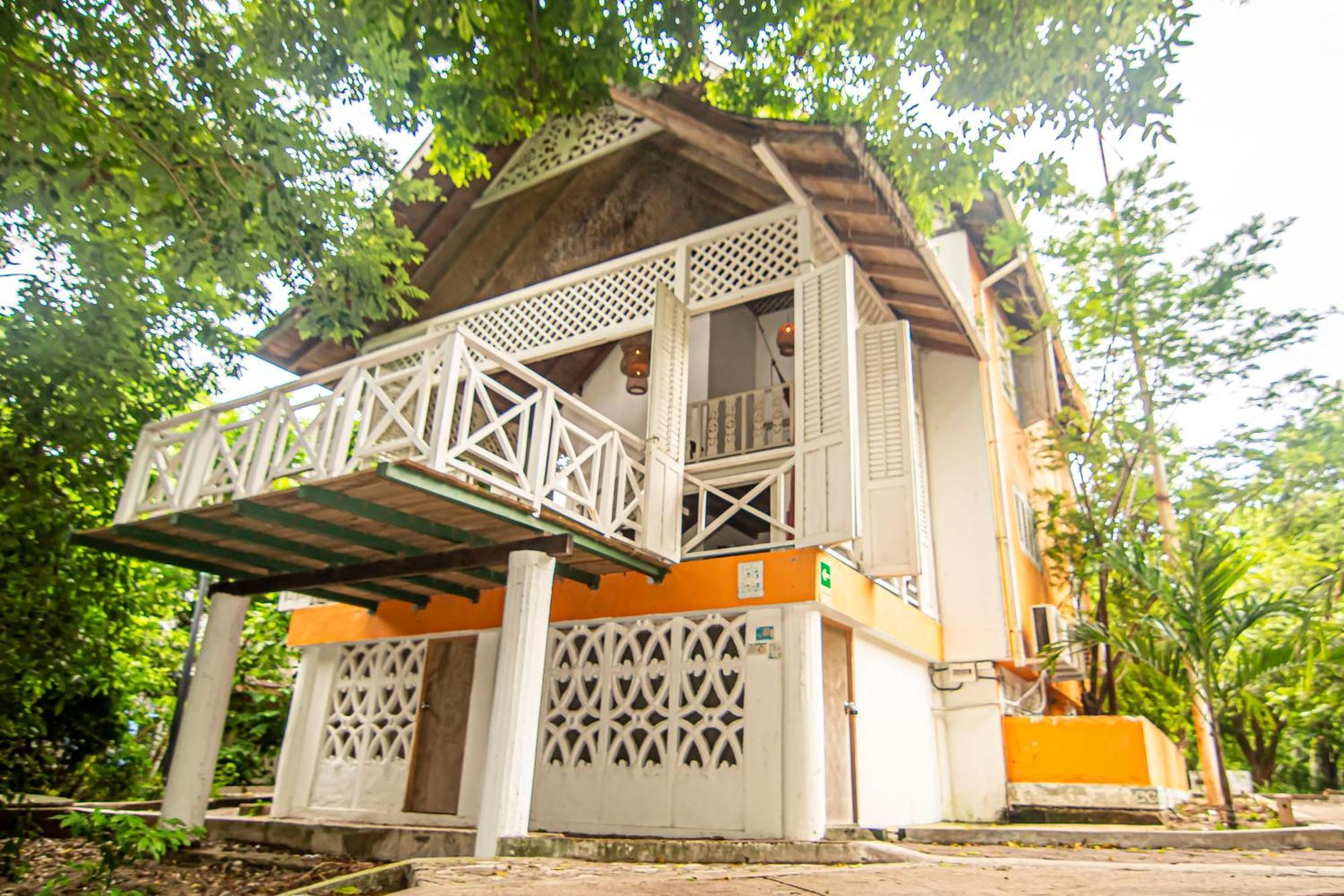 Secreto Hostel